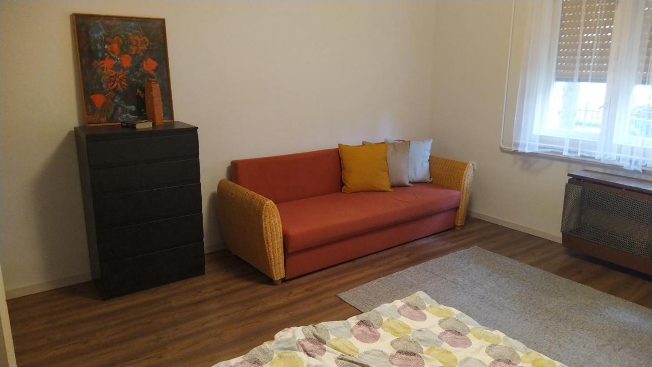 Tulipan Vendeghaz Apartment Siofok Ngoại thất bức ảnh