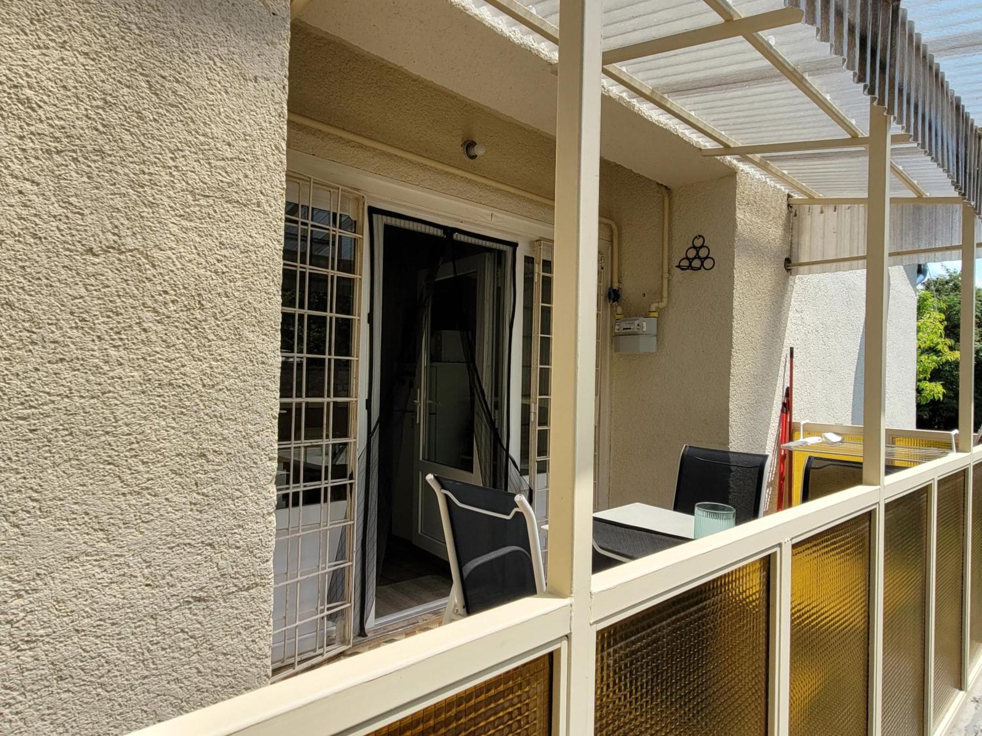 Tulipan Vendeghaz Apartment Siofok Ngoại thất bức ảnh